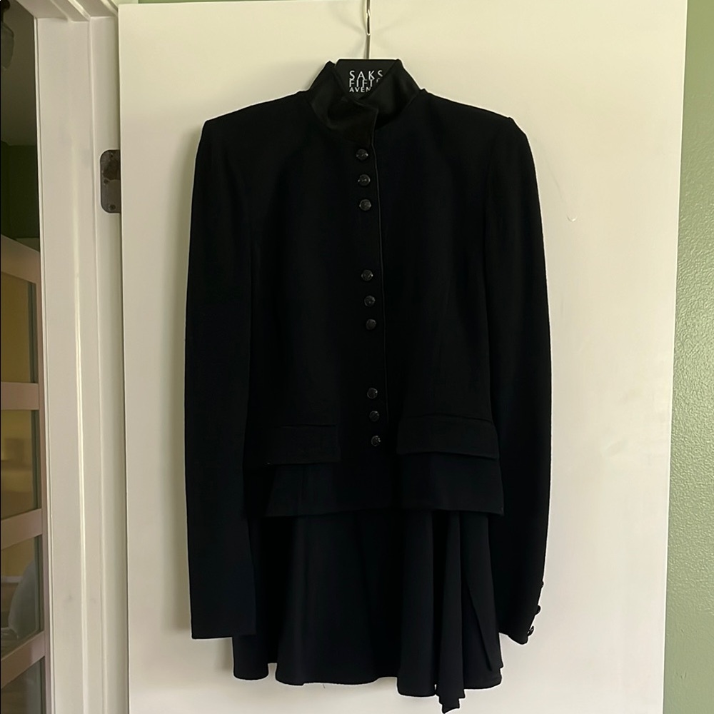 St John Evening 2pc skirt suit